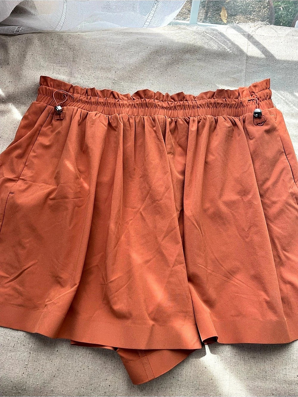 Athleta x Alicia Keys Enlighten Up Flutter Short Orange Medium